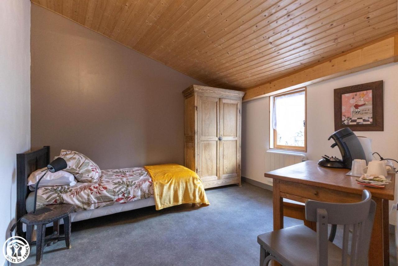 IsserteauxChambre D'Hote De La Petite Toscane D'Auvergne住宿加早餐旅馆 外观 照片